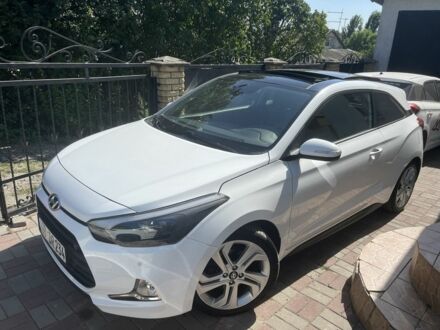 Хендай и20 2017 в Краматорске на Automoto.ua Белый Хендай и20, объемом двигателя 1.4 л и пробегом 105 тыс. км за 10200 $, фото 1 на Automoto.ua