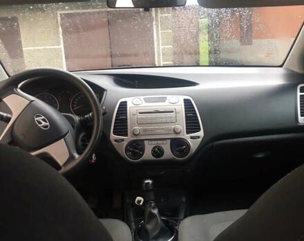 Хендай и20 2011 в Житомире на Automoto.ua Бежевый Хендай и20, объемом двигателя 1.25 л и пробегом 188 тыс. км за 5400 $, фото 8 на Automoto.ua