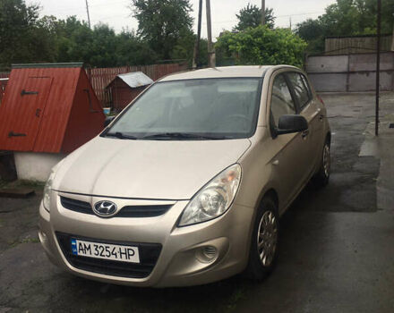 Хендай и20 2011 в Житомире на Automoto.ua Бежевый Хендай и20, объемом двигателя 1.25 л и пробегом 188 тыс. км за 5400 $, фото 1 на Automoto.ua