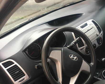Хендай и20 2011 в Житомире на Automoto.ua Бежевый Хендай и20, объемом двигателя 1.25 л и пробегом 188 тыс. км за 5400 $, фото 10 на Automoto.ua