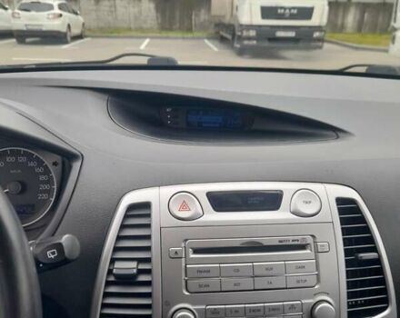 Бежевий Хендай і20, об'ємом двигуна 1.4 л та пробігом 103 тис. км за 8300 $, фото 27 на Automoto.ua