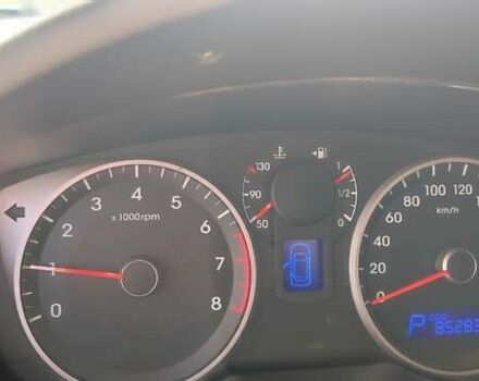 Бежевий Хендай і20, об'ємом двигуна 1.37 л та пробігом 85 тис. км за 8500 $, фото 12 на Automoto.ua