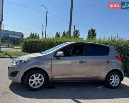 Бежевий Хендай і20, об'ємом двигуна 1.37 л та пробігом 85 тис. км за 8500 $, фото 3 на Automoto.ua
