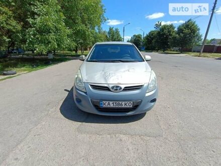 Хендай и20 2011 в Прилуках на Automoto.ua Бежевый Хендай и20, объемом двигателя 1.4 л и пробегом 111 тыс. км за 4500 $, фото 1 на Automoto.ua