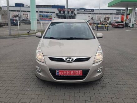 Хендай и20 2012 в Киеве на Automoto.ua Бежевый Хендай и20, объемом двигателя 1.4 л и пробегом 103 тыс. км за 8300 $, фото 1 на Automoto.ua