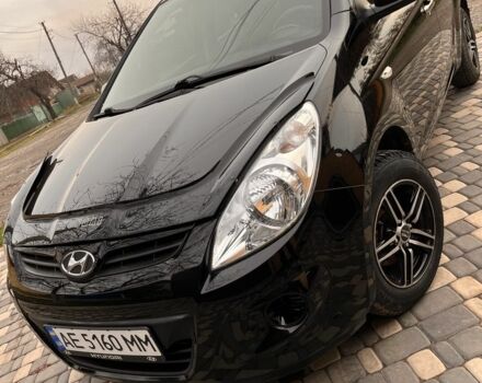 Черный Хендай и20, объемом двигателя 1.2 л и пробегом 184 тыс. км за 5000 $, фото 2 на Automoto.ua
