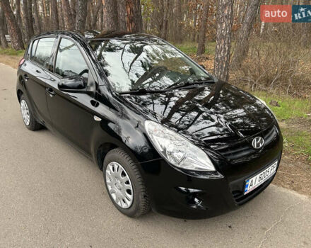 Черный Хендай и20, объемом двигателя 1.25 л и пробегом 118 тыс. км за 5700 $, фото 2 на Automoto.ua