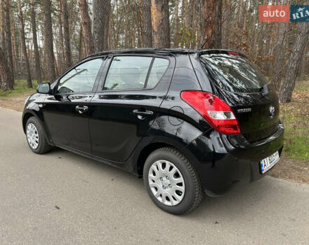 Черный Хендай и20, объемом двигателя 1.25 л и пробегом 118 тыс. км за 5700 $, фото 3 на Automoto.ua