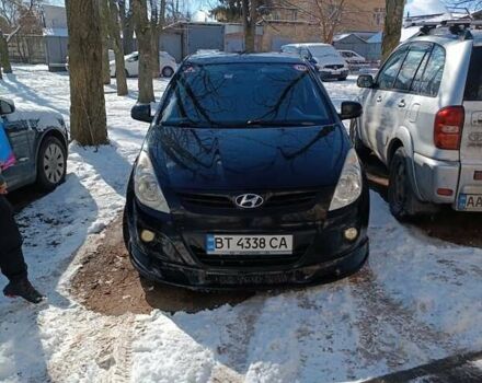 Чорний Хендай і20, об'ємом двигуна 1.25 л та пробігом 180 тис. км за 3500 $, фото 1 на Automoto.ua