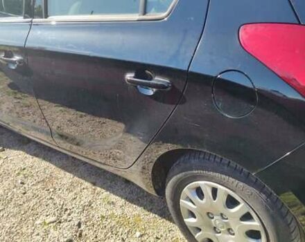 Чорний Хендай і20, об'ємом двигуна 1.2 л та пробігом 217 тис. км за 5200 $, фото 6 на Automoto.ua