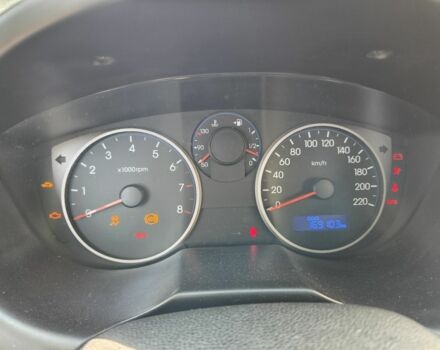 Черный Хендай и20, объемом двигателя 1 л и пробегом 169 тыс. км за 5200 $, фото 1 на Automoto.ua