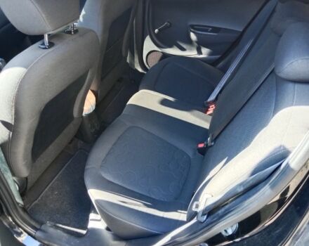 Хендай и20 2011 в Днепре (Днепропетровске) на Automoto.ua Черный Хендай и20, объемом двигателя 1.4 л и пробегом 186 тыс. км за 4000 $, фото 7 на Automoto.ua