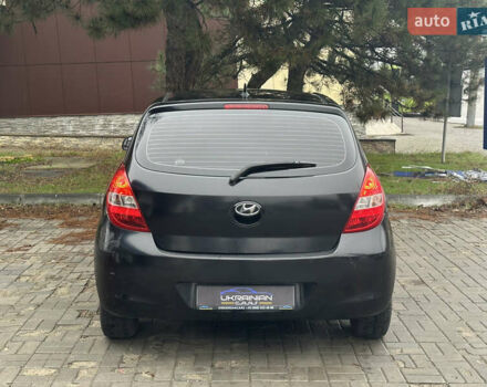 Черный Хендай и20, объемом двигателя 1.4 л и пробегом 186 тыс. км за 3700 $, фото 9 на Automoto.ua