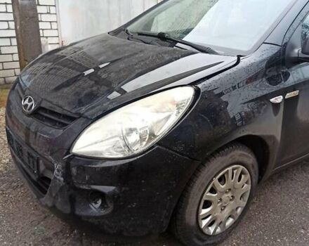 Чорний Хендай і20, об'ємом двигуна 1.2 л та пробігом 190 тис. км за 3999 $, фото 7 на Automoto.ua