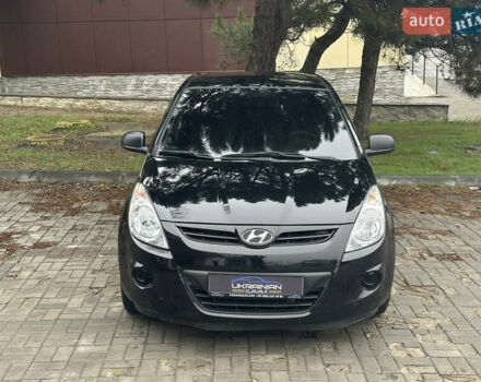 Черный Хендай и20, объемом двигателя 1.4 л и пробегом 186 тыс. км за 3700 $, фото 2 на Automoto.ua