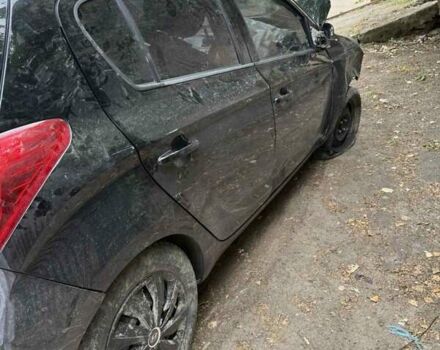 Хендай и20 2012 в Овруче на Automoto.ua Черный Хендай и20, объемом двигателя 1.2 л и пробегом 220 тыс. км за 2200 $, фото 2 на Automoto.ua
