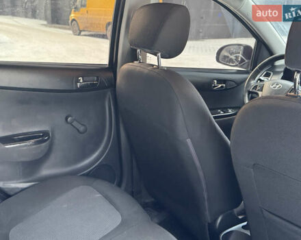 Чорний Хендай і20, об'ємом двигуна 1.1 л та пробігом 299 тис. км за 4799 $, фото 41 на Automoto.ua