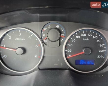 Черный Хендай и20, объемом двигателя 1.4 л и пробегом 224 тыс. км за 5950 $, фото 19 на Automoto.ua