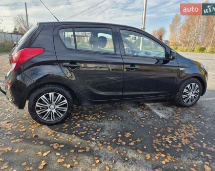 Черный Хендай и20, объемом двигателя 1.4 л и пробегом 224 тыс. км за 5950 $, фото 10 на Automoto.ua