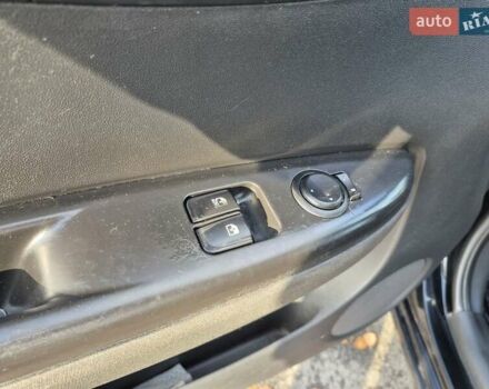 Черный Хендай и20, объемом двигателя 1.4 л и пробегом 224 тыс. км за 5950 $, фото 14 на Automoto.ua