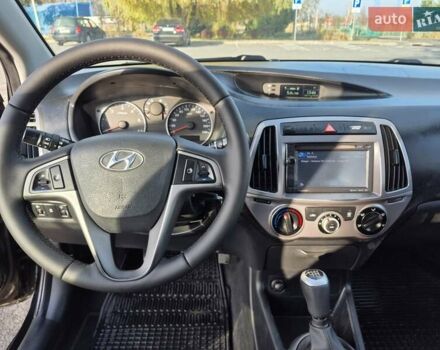 Черный Хендай и20, объемом двигателя 1.4 л и пробегом 224 тыс. км за 5950 $, фото 15 на Automoto.ua