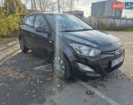 Черный Хендай и20, объемом двигателя 1.4 л и пробегом 224 тыс. км за 5950 $, фото 11 на Automoto.ua