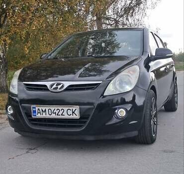 Чорний Хендай і20, об'ємом двигуна 1.25 л та пробігом 130 тис. км за 4700 $, фото 1 на Automoto.ua