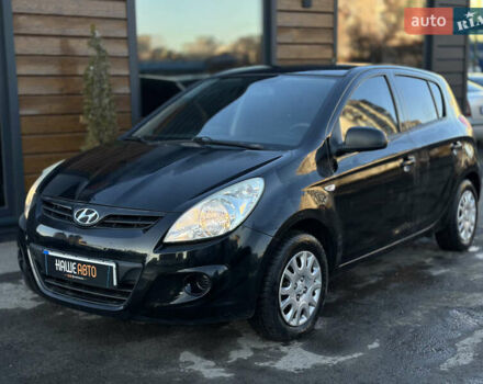 Чорний Хендай і20, об'ємом двигуна 1.25 л та пробігом 180 тис. км за 5400 $, фото 1 на Automoto.ua
