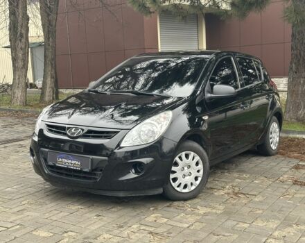 Чорний Хендай і20, об'ємом двигуна 1.4 л та пробігом 186 тис. км за 3700 $, фото 1 на Automoto.ua
