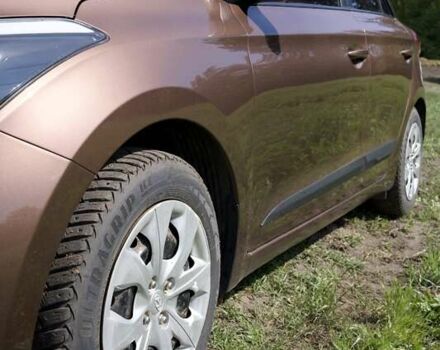 Коричневий Хендай і20, об'ємом двигуна 1.25 л та пробігом 115 тис. км за 9000 $, фото 8 на Automoto.ua