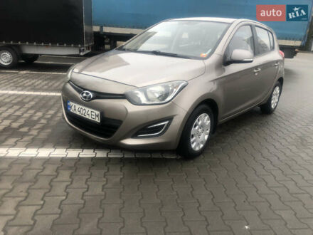 Коричневый Хендай и20, объемом двигателя 1.4 л и пробегом 132 тыс. км за 5750 $, фото 1 на Automoto.ua