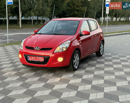 Червоний Хендай і20, об'ємом двигуна 1.4 л та пробігом 147 тис. км за 6350 $, фото 2 на Automoto.ua