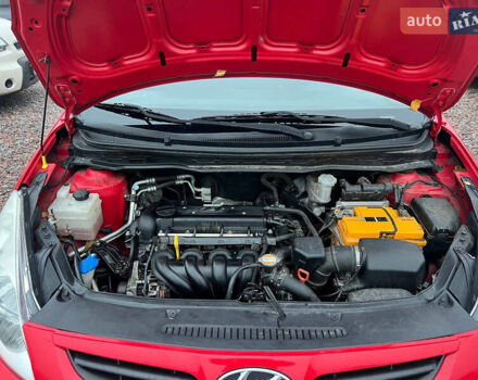 Червоний Хендай і20, об'ємом двигуна 1.4 л та пробігом 130 тис. км за 7900 $, фото 18 на Automoto.ua