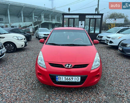 Червоний Хендай і20, об'ємом двигуна 1.4 л та пробігом 130 тис. км за 7900 $, фото 3 на Automoto.ua