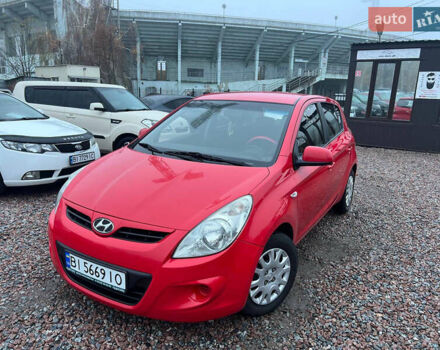 Червоний Хендай і20, об'ємом двигуна 1.4 л та пробігом 130 тис. км за 7900 $, фото 1 на Automoto.ua