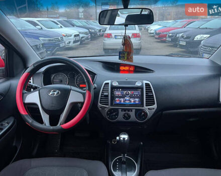 Червоний Хендай і20, об'ємом двигуна 1.4 л та пробігом 130 тис. км за 7900 $, фото 7 на Automoto.ua