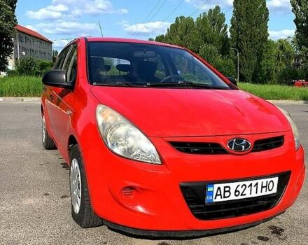 Красный Хендай и20, объемом двигателя 1.2 л и пробегом 177 тыс. км за 5700 $, фото 12 на Automoto.ua