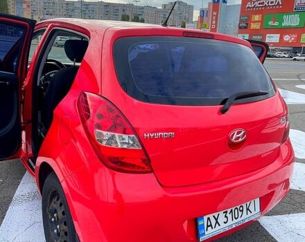 Червоний Хендай і20, об'ємом двигуна 1.2 л та пробігом 163 тис. км за 4800 $, фото 10 на Automoto.ua