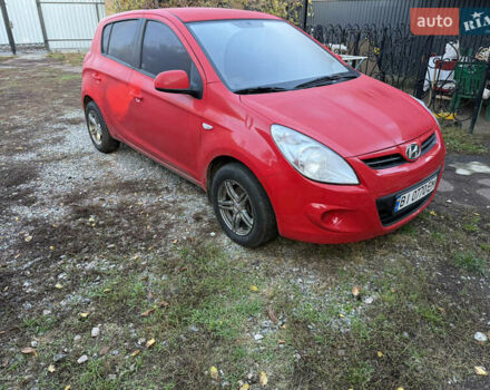 Красный Хендай и20, объемом двигателя 0 л и пробегом 15 тыс. км за 7900 $, фото 1 на Automoto.ua