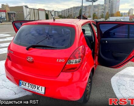 Червоний Хендай і20, об'ємом двигуна 1.2 л та пробігом 163 тис. км за 4800 $, фото 9 на Automoto.ua