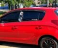 Красный Хендай и20, объемом двигателя 1.2 л и пробегом 178 тыс. км за 5300 $, фото 3 на Automoto.ua