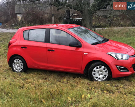 Червоний Хендай і20, об'ємом двигуна 1.2 л та пробігом 225 тис. км за 6100 $, фото 3 на Automoto.ua