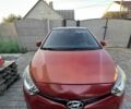 Красный Хендай и20, объемом двигателя 1.4 л и пробегом 100 тыс. км за 5488 $, фото 1 на Automoto.ua