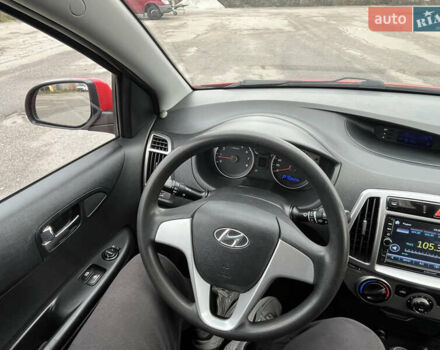 Червоний Хендай і20, об'ємом двигуна 1.4 л та пробігом 159 тис. км за 8300 $, фото 22 на Automoto.ua