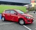 Красный Хендай и20, объемом двигателя 1.4 л и пробегом 108 тыс. км за 8900 $, фото 6 на Automoto.ua