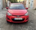 Красный Хендай и20, объемом двигателя 1.4 л и пробегом 159 тыс. км за 8850 $, фото 1 на Automoto.ua