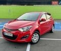 Красный Хендай и20, объемом двигателя 1.4 л и пробегом 108 тыс. км за 8900 $, фото 1 на Automoto.ua