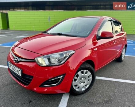 Красный Хендай и20, объемом двигателя 1.4 л и пробегом 108 тыс. км за 8900 $, фото 4 на Automoto.ua
