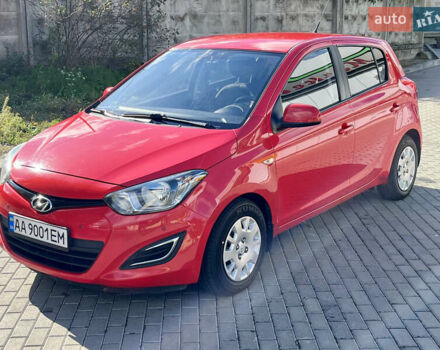 Красный Хендай и20, объемом двигателя 1.4 л и пробегом 159 тыс. км за 8450 $, фото 3 на Automoto.ua