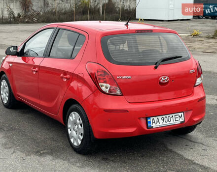 Червоний Хендай і20, об'ємом двигуна 1.4 л та пробігом 159 тис. км за 8300 $, фото 7 на Automoto.ua